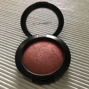 MAC Mineralize Blush / Gleeful